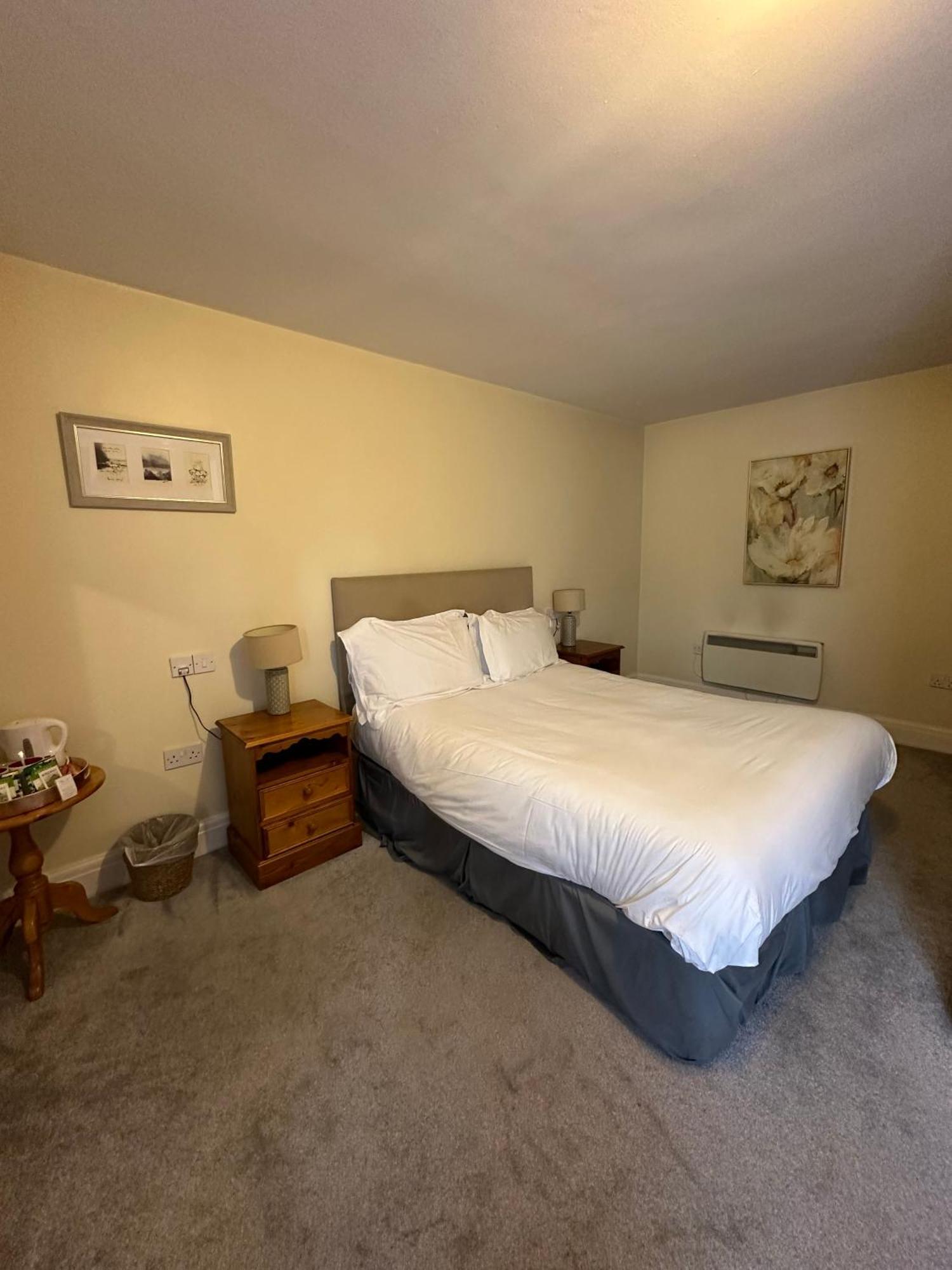 The White Hart Hotel Welwyn ภายนอก รูปภาพ