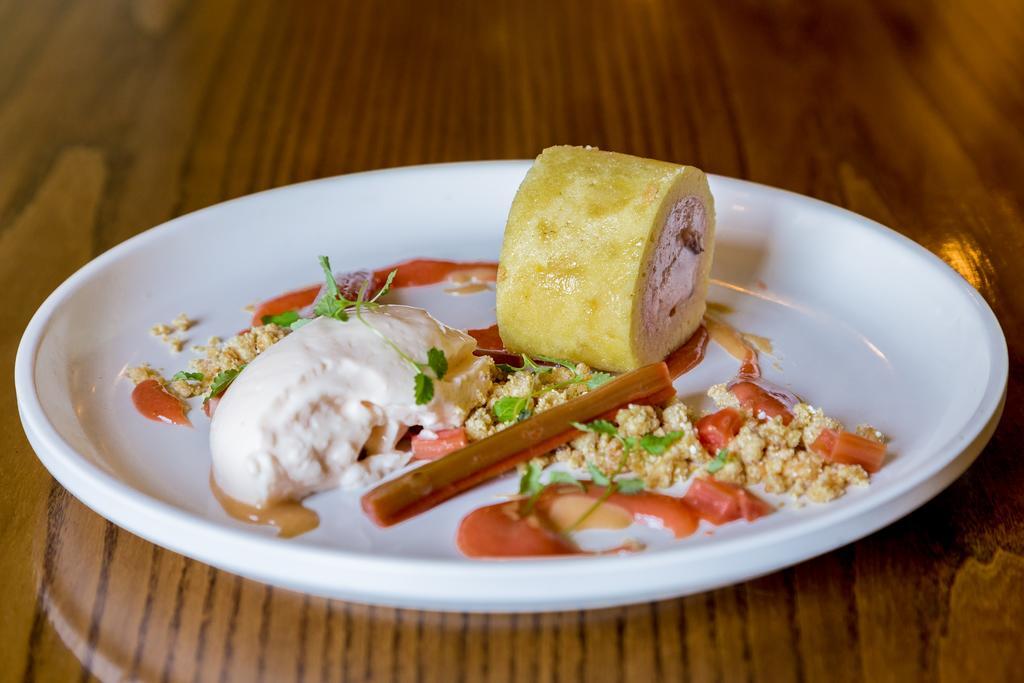 The White Hart Hotel Welwyn ภายนอก รูปภาพ