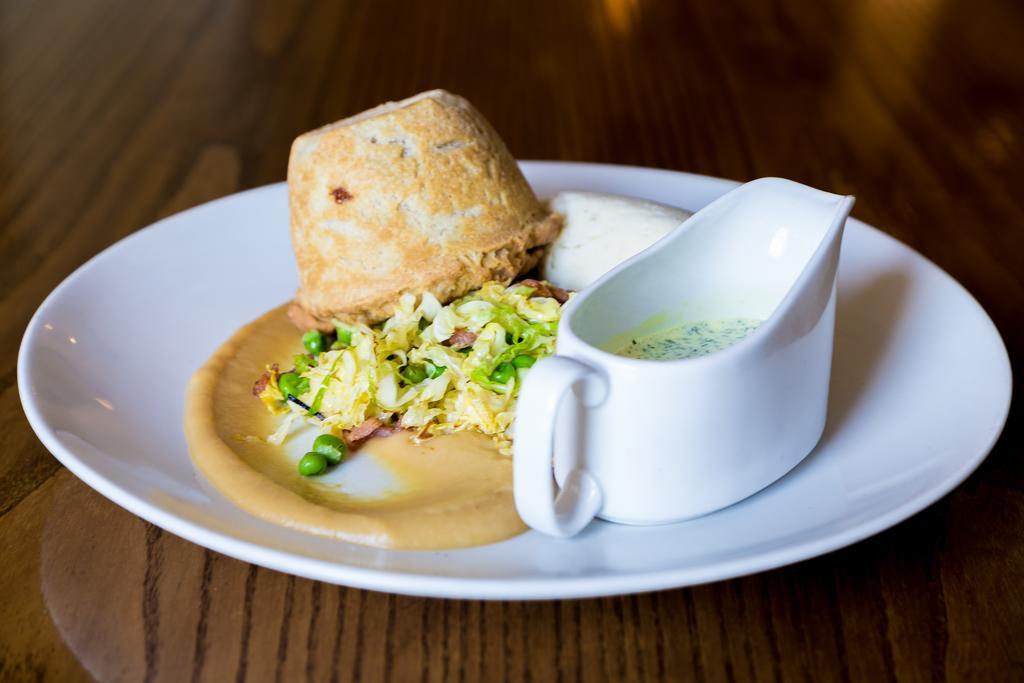 The White Hart Hotel Welwyn ภายนอก รูปภาพ